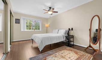 5611 FRANCONIA Rd 103, Alexandria, VA 22310