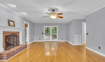 3046 Hawthorne St, Athens, TN 37303