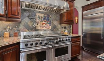 2882 Conestoga Cir, Alpine, CA 91901