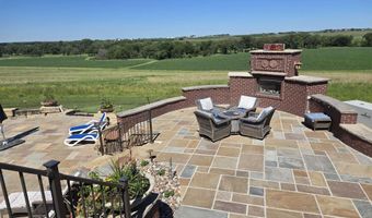 19417 S 5th Dr, Beatrice, NE 68310