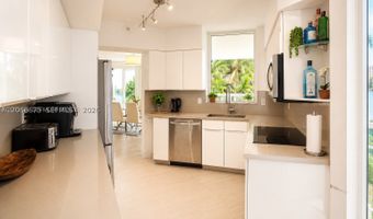 3370 Hidden Bay Dr 213, Aventura, FL 33180