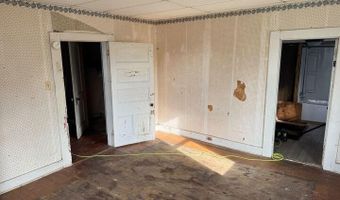 6940 King St, Aurora, IN 47001