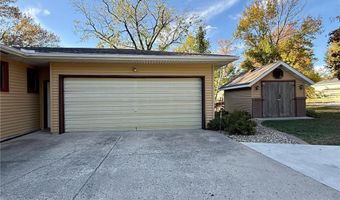 146 Washington Ave, Alden, MN 56009