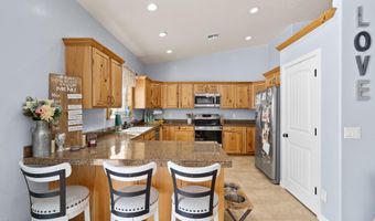 1685 N Silver Spur Ln, Benson, AZ 85602