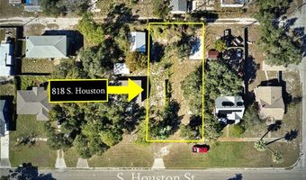 818 S Houston St, Aransas Pass, TX 78336