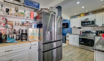 35 Grand St, Amsterdam, NY 12010