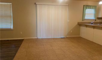 2 Radcliffe Dr, Bella Vista, AR 72714