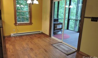 963 Melton Branch Rd, Bakersville, NC 28705