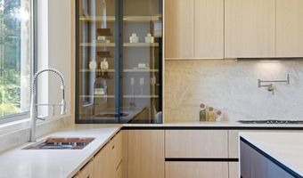 6201 PLAINVIEW Rd, Bethesda, MD 20817