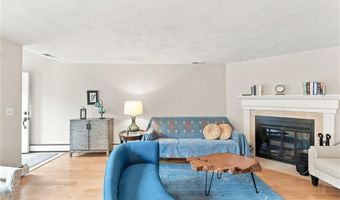 38 Stone Trl B, North Providence, RI 02904