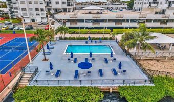 2750 NE 183rd St 1801, Aventura, FL 33160