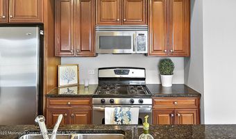 1719 Main St 201, Belmar, NJ 07719