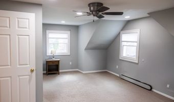 4 Park Ln, Andover, NJ 07860