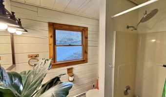 1207 Iron Gate Rd, Cambridge, VT 05444
