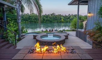 3301 Riverside Dr, Anderson, CA 96007