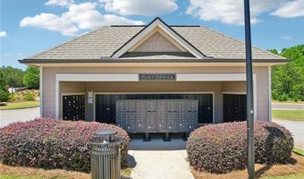 377 Station Overlook Dr, Auburn, GA 30011