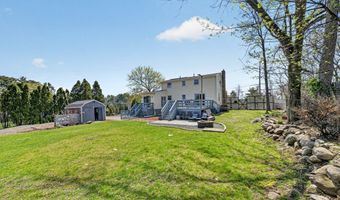 216 Hartford Ave, Bellingham, MA 02019
