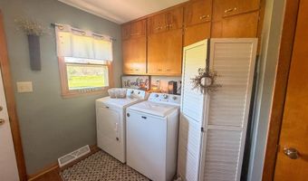 716 5th Ave, Ackley, IA 50601