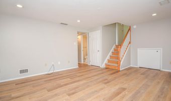 4805 WILLET Dr, Annandale, VA 22003