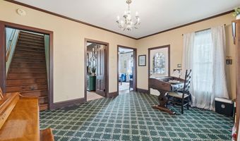 319 E Broad St, Angola, IN 46703