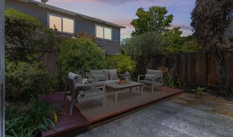 39 Crane Ct, Alameda, CA 94502