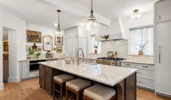 2566 S Clayton St, Denver, CO 80210