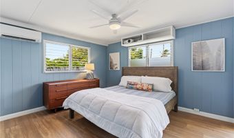 6085 Manukapu Pl, Honolulu, HI 96821