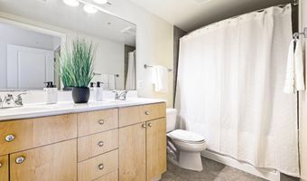 820 N POLLARD St 801, Arlington, VA 22203