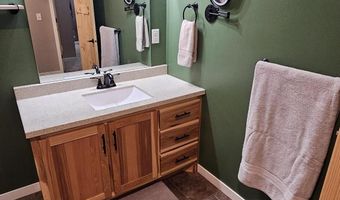 5116 SE Kingfisher Ave, Aberdeen, SD 57401