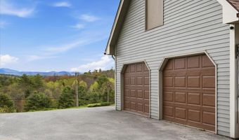 33 Valley View Rd, Berlin, VT 05679