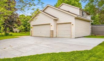 5494 Lambert Ave NE, Albertville, MN 55301