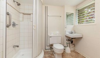 101 Kawananakoa Pl, Honolulu, HI 96817