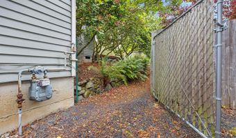 15355 SW SANDPIPER Ln, Beaverton, OR 97007