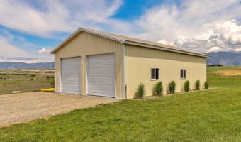418 May Ln, Belgrade, MT 59714