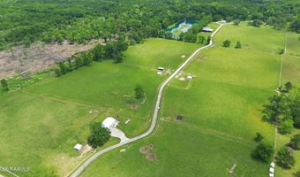 776 Sand Pit Rd, Arnaudville, LA 70512