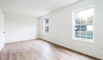 80 South St 103, Bethel, CT 06801