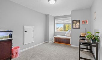 1200 NW THORN Dr, Albany, OR 97321
