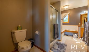 14 Beacon Dr, Cody, WY 82414