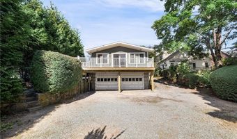 130 W Main St, North Kingstown, RI 02852
