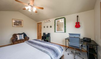 20960 Royal Oak Cir, Bend, OR 97701