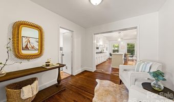 2220 Arnold Dr, Charlotte, NC 28205