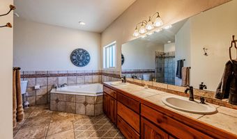 33 Via Luna, Algodones, NM 87001