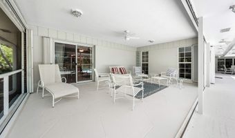 489 S Country Club Dr, Atlantis, FL 33462