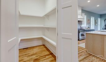 290 Hodgson Dr, Athens, GA 30606