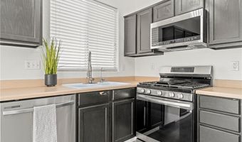 9420 Plover Falls Ave, Las Vegas, NV 89149