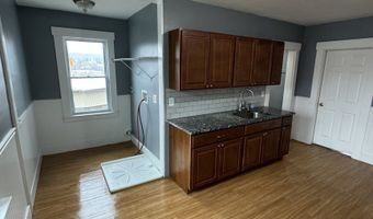 11 Columbia St 2nd Floor, Ansonia, CT 06401