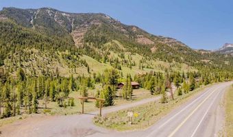 8 Mormon Creek Rd, Cody, WY 82414
