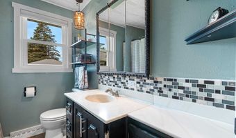 2207 S GREENVIEW St, Appleton, WI 54915