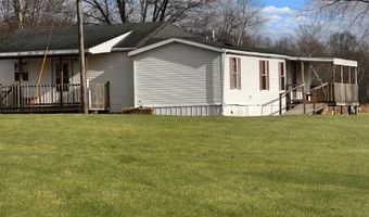 2879 E Calvertville Rd, Bloomfield, IN 47424