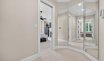262 Dietrich Rd, Ballwin, MO 63021